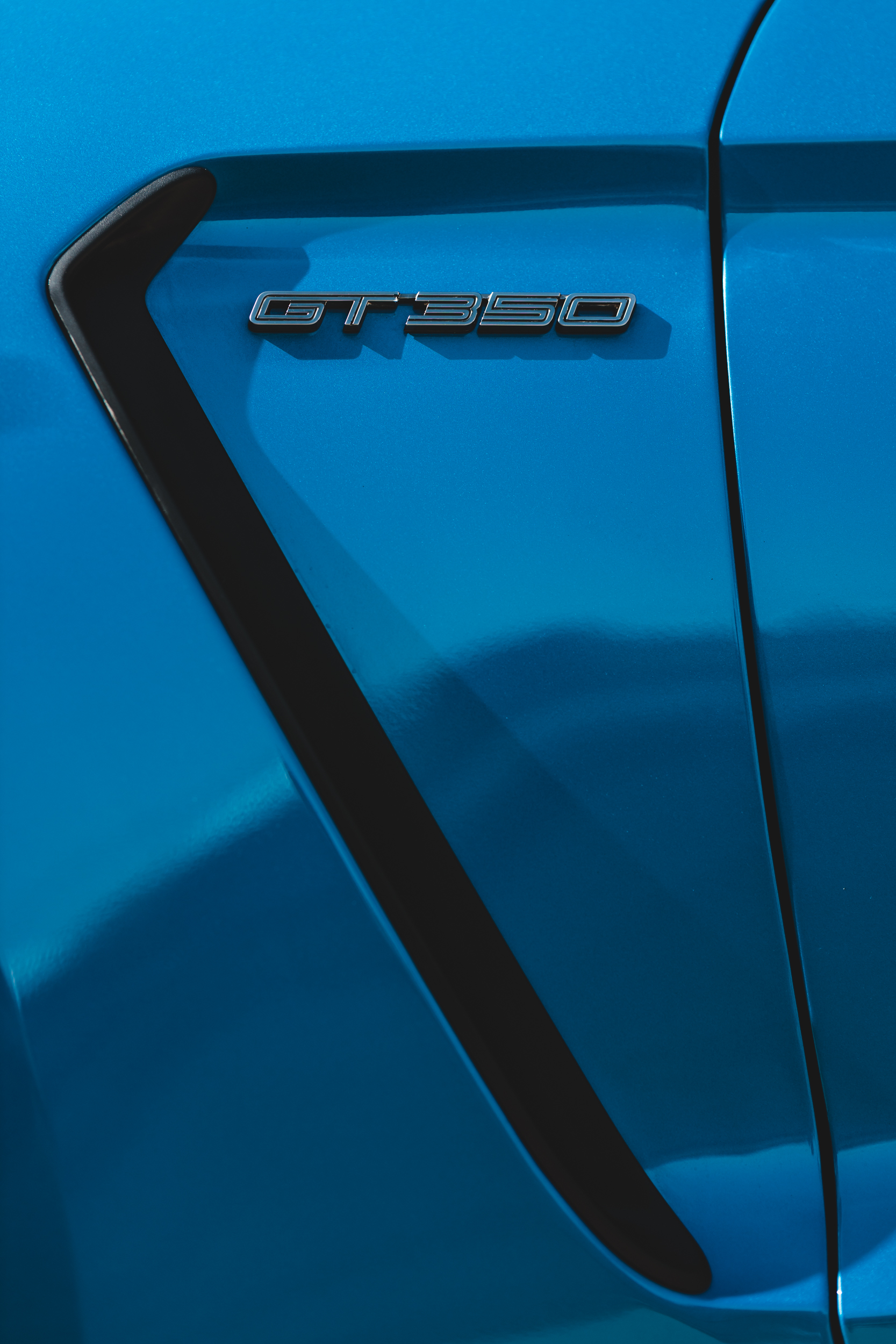 Freshly detailed and ceramic coated GT350 logo